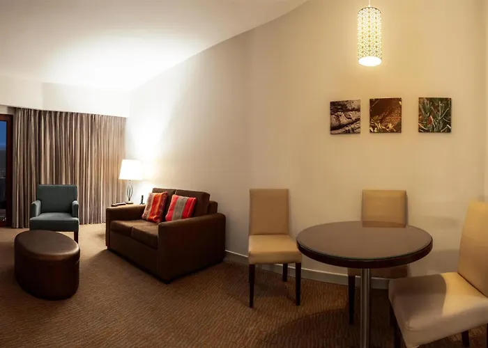 Hilton Garden 4*